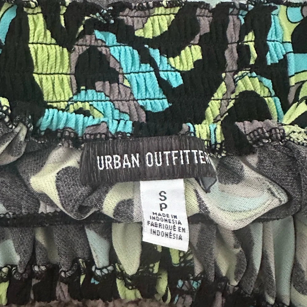 Urban Outfitters Y2K Abstract Print Handkerchief Hem Going Out Top Small - Picture 6 of 8